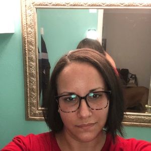 Meet your Posher, Meagan